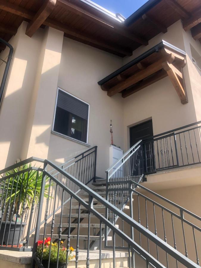 ドモドッソラ"La Bella Della Cappuccina" Casa Con Parcheggio Interno Gratuitoアパートメント エクステリア 写真