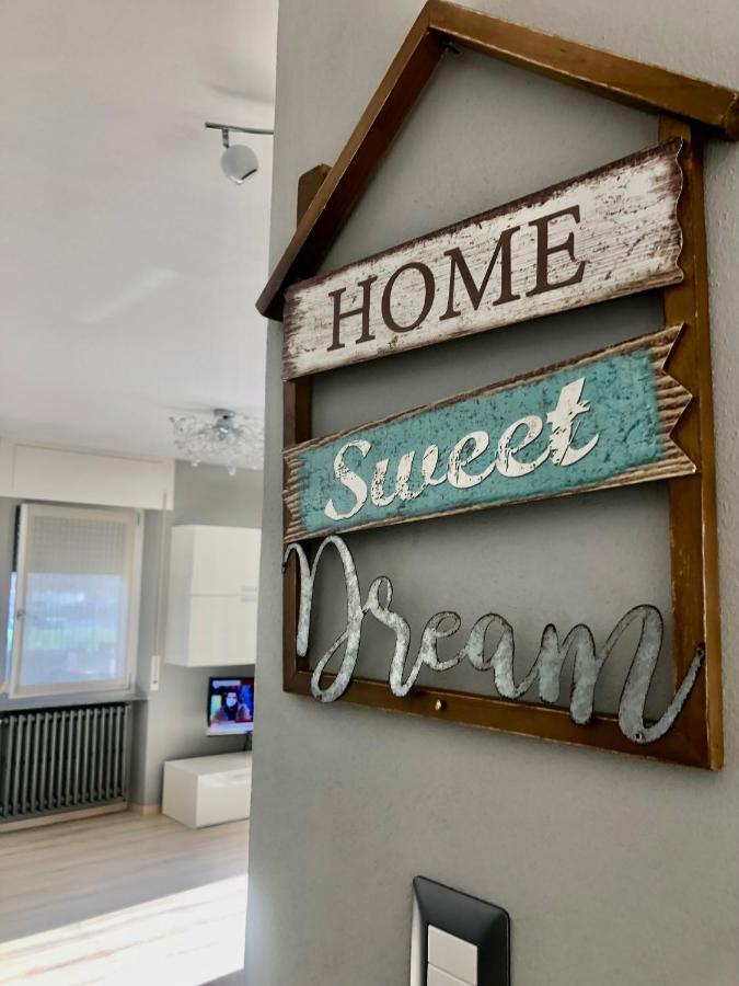 ドモドッソラ"La Bella Della Cappuccina" Casa Con Parcheggio Interno Gratuitoアパートメント エクステリア 写真