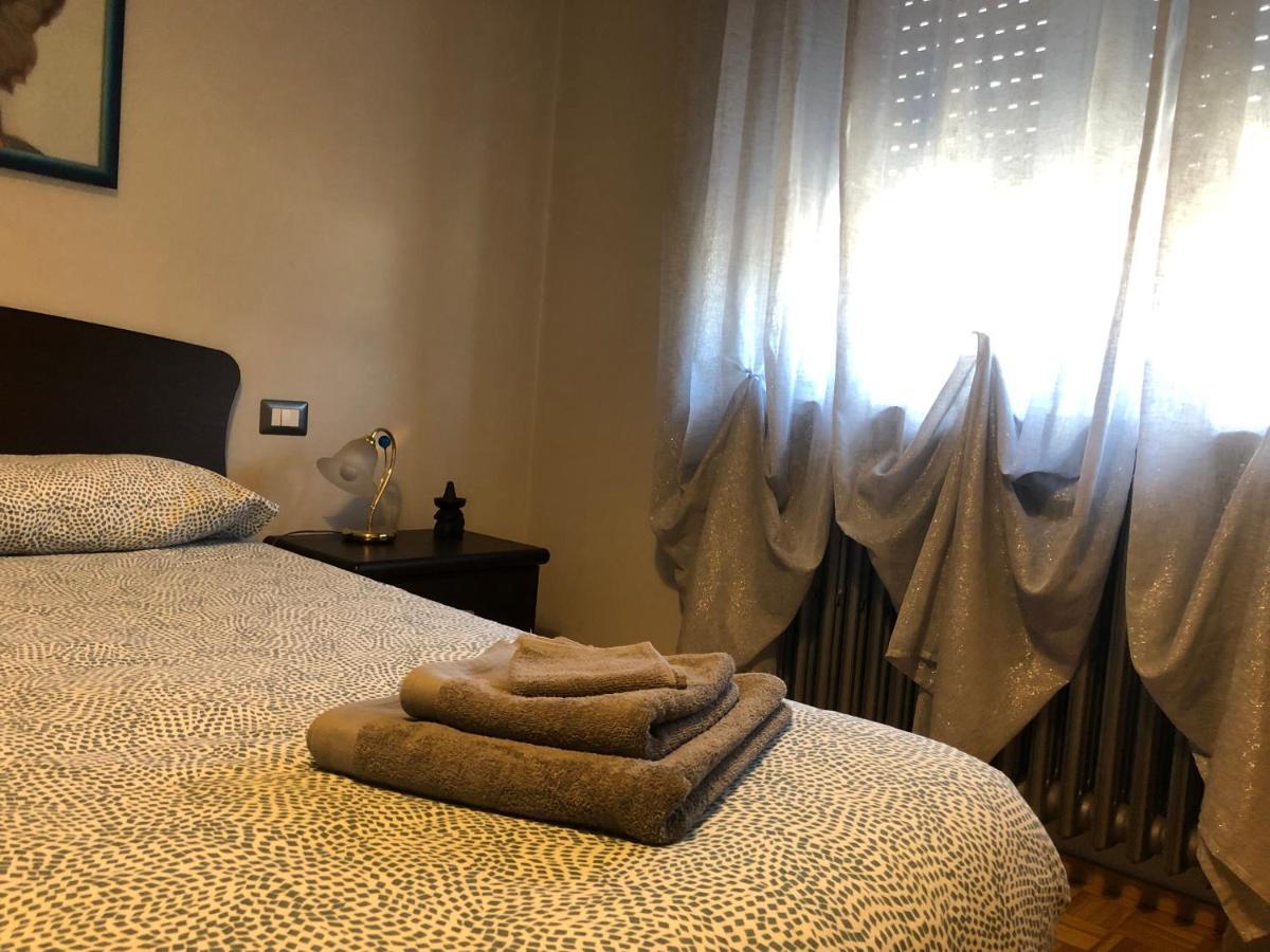 ドモドッソラ"La Bella Della Cappuccina" Casa Con Parcheggio Interno Gratuitoアパートメント エクステリア 写真