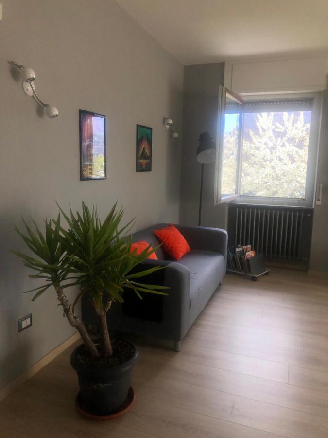 ドモドッソラ"La Bella Della Cappuccina" Casa Con Parcheggio Interno Gratuitoアパートメント エクステリア 写真