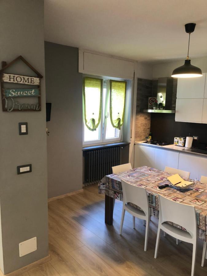 ドモドッソラ"La Bella Della Cappuccina" Casa Con Parcheggio Interno Gratuitoアパートメント エクステリア 写真